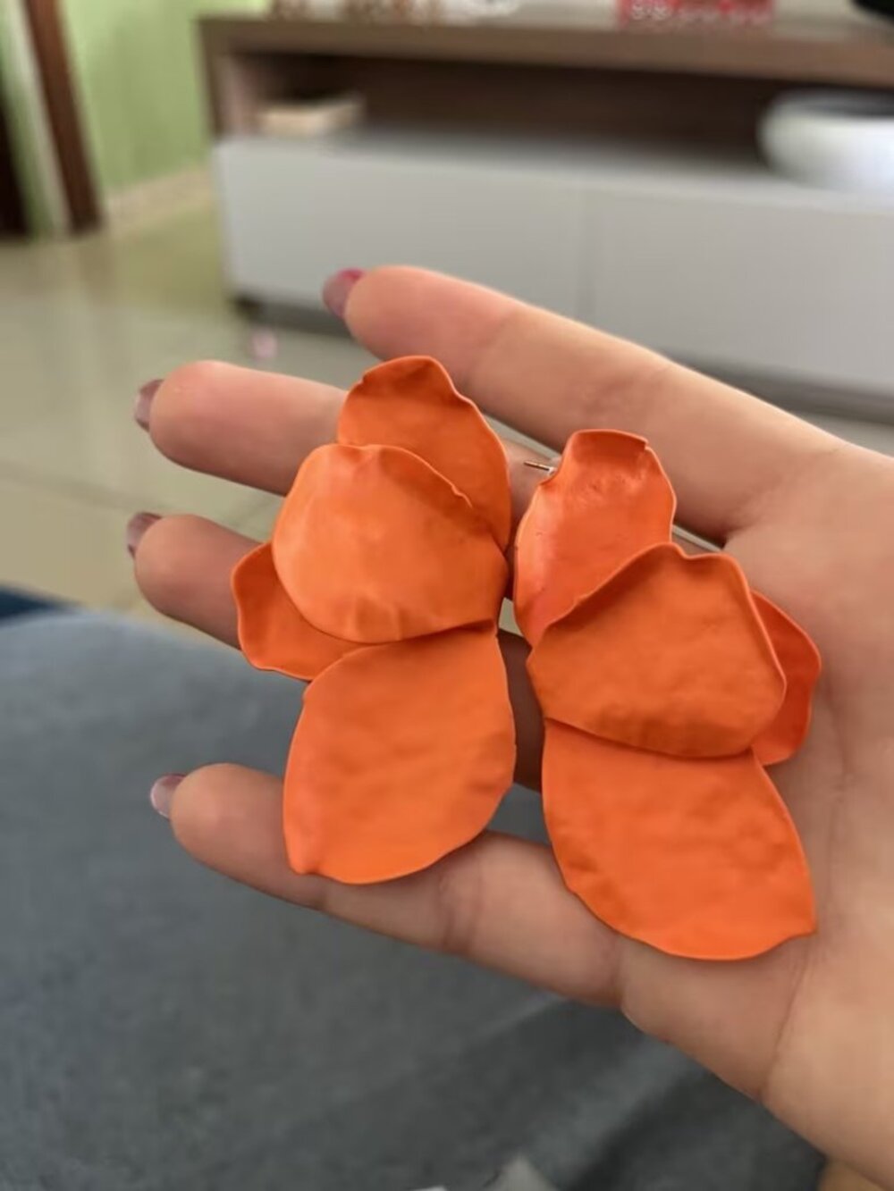 🆕 Orange Matte 3D Textured Large Flower Petal Cascade Drop Earrings NWOT